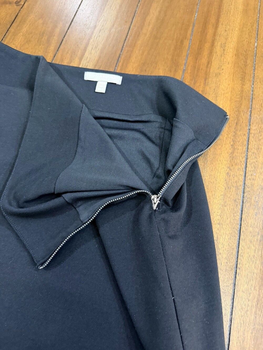 Banana Republic Black Solid A-Line Mini Skirt High Rise Lined Zip Size 10 - Picture 7 of 9